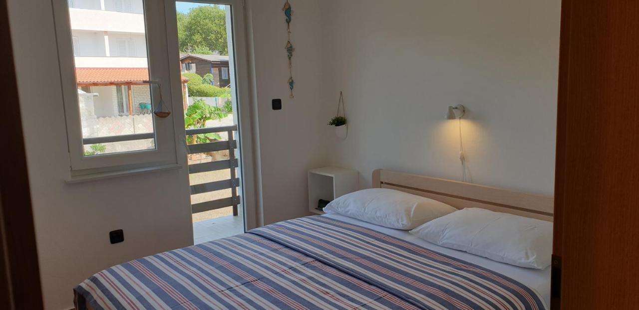 Rentfox - Crikvenica Apartment Екстериор снимка