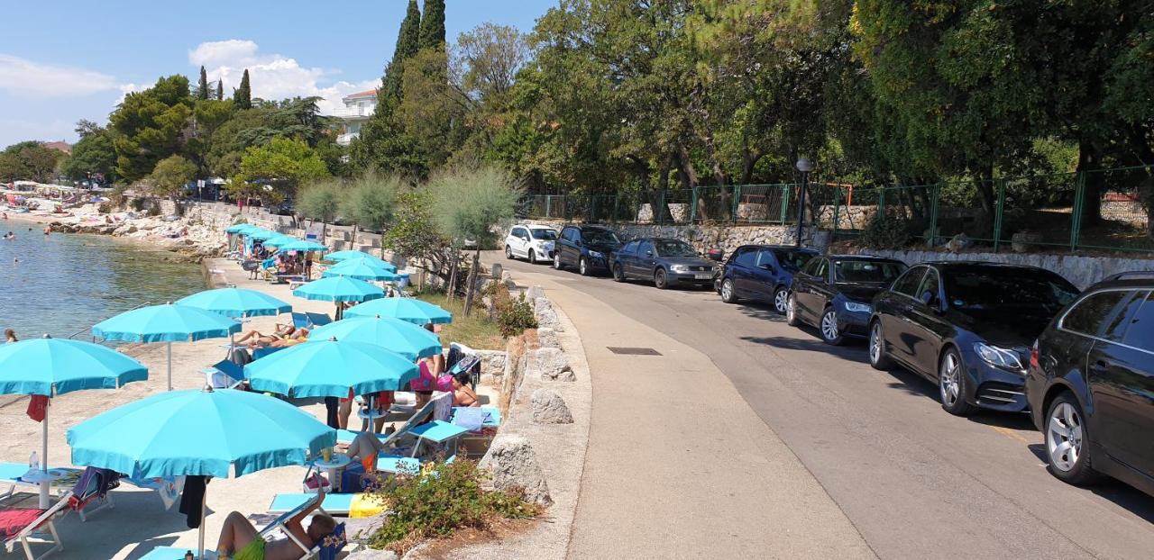 Rentfox - Crikvenica Apartment Екстериор снимка